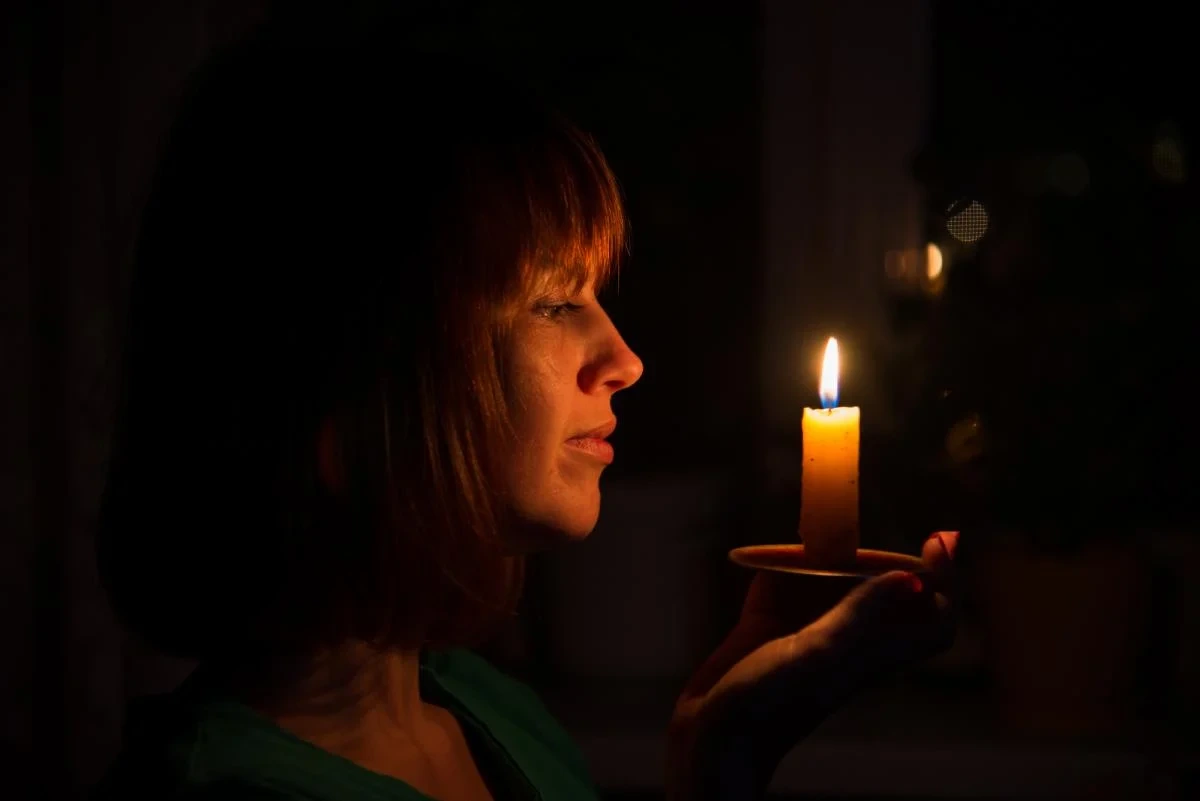 Графіки будуть повертатись: експерт пояснив, чому в Україні знову вимикають світло