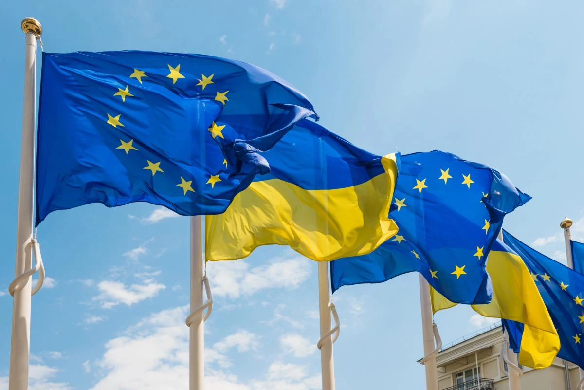 Перші 9 млрд євро від Євросоюзу для України: Politico дізналося, на що підуть гроші