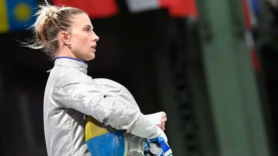Харлан порівняла рішення повернути росіян до міжнародних змагань під національними символами з дозволом продовжувати війну