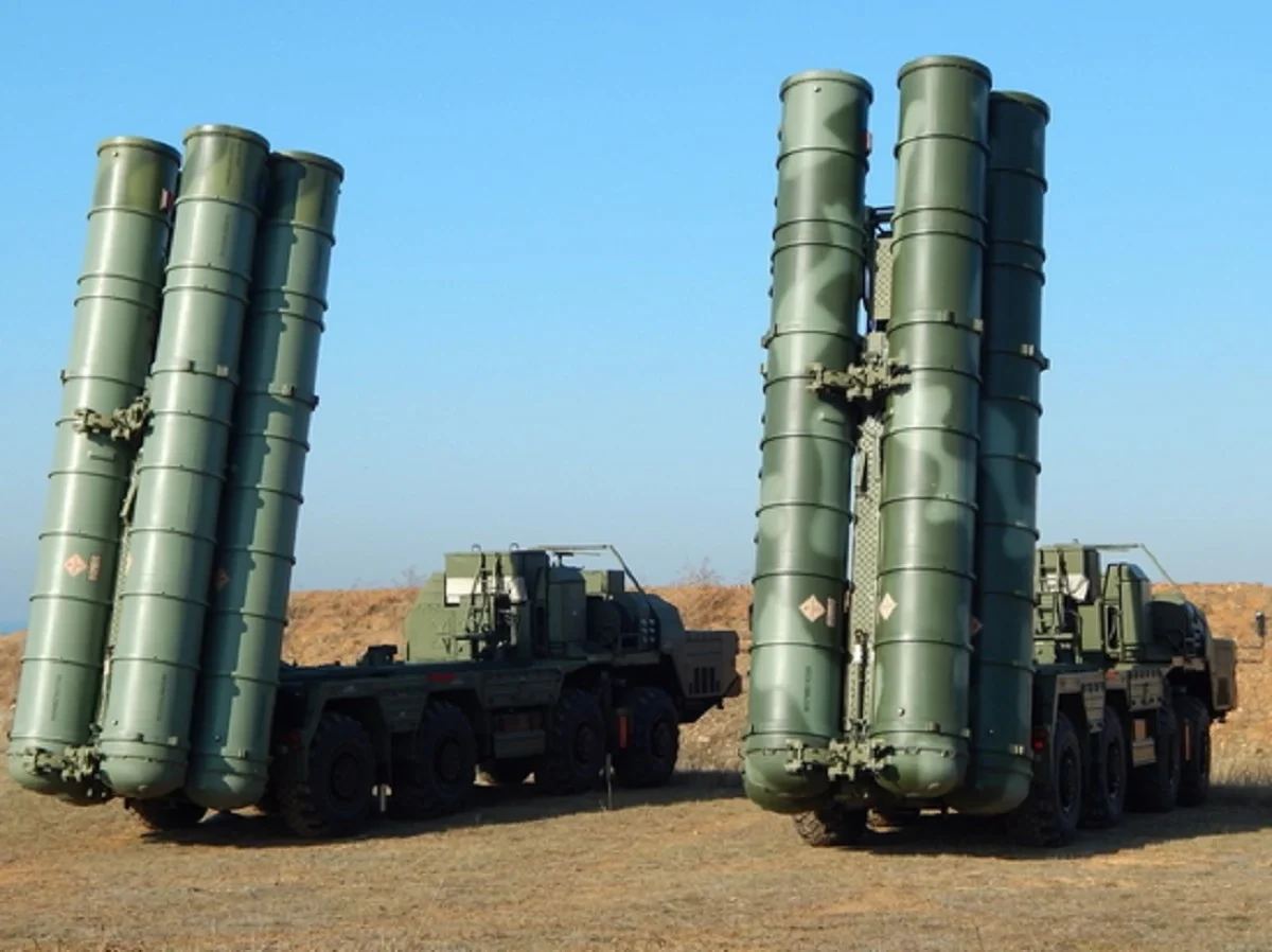 Сили оборони "рознесли" командно-штабну машину зі складу ЗРК С-400, - Генштаб